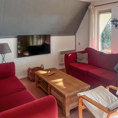 3 Bedroom In Holiday home