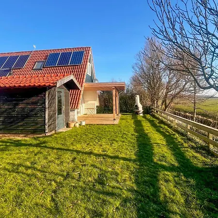 Holiday home 3 Bedroom In *